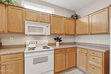 FULLY FURNISHED & MOVE-IN READY. This exceptional 2BD/2BA home on Granite Falls Golf Club  in Arizona - for sale on GolfHomes.com, golf home, golf lot