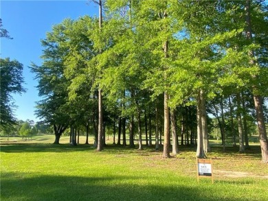 Nice larger lot in a great location, overlooking a lake and the on Money Hill Golf and Country Club in Louisiana - for sale on GolfHomes.com, golf home, golf lot