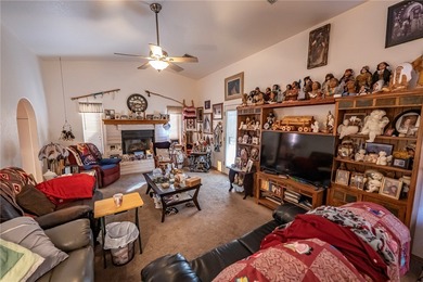 This beautifully maintained home offers the perfect blend of on Cerbat Cliffs Golf Course in Arizona - for sale on GolfHomes.com, golf home, golf lot