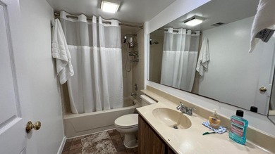 FURNISHED - Nice and Large 2/2 PLUS A DEN! 1385 SF , Spacious on The Country Club At Boca Raton in Florida - for sale on GolfHomes.com, golf home, golf lot