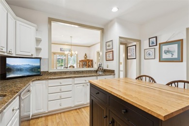 Updated end-unit townhome overlooking the 17th tee of the Blue on Fords Colony Country Club in Virginia - for sale on GolfHomes.com, golf home, golf lot