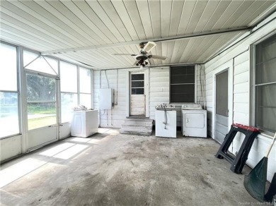 Tucked away just a couple of blocks from the SPAR Complex and on Frasch Park Golf Course in Louisiana - for sale on GolfHomes.com, golf home, golf lot