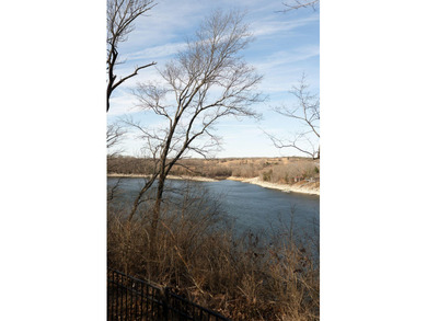 Looking for a lakefront lot in Woodlawn Estates? This is your on Peninsula Golf Resort in Kentucky - for sale on GolfHomes.com, golf home, golf lot