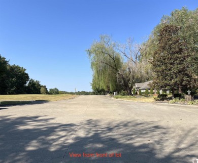 Beautiful lot in Country Club Fairways, at the Benton Country on Benton Golf and Country Club in Kentucky - for sale on GolfHomes.com, golf home, golf lot