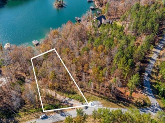 Perfect homesite for a lower level walk-out plan. This 1.55-acre on The Reserve At Lake Keowee in South Carolina - for sale on GolfHomes.com, golf home, golf lot