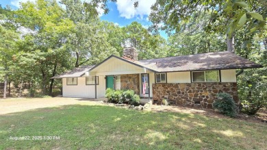 Discover your dream home in Fairfield Bay Resort Town! This on Mountain Ranch Golf Club in Arkansas - for sale on GolfHomes.com, golf home, golf lot