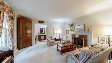 First time on the market! This one-owner timeless craftsman home on Oaks Country Club in Kentucky - for sale on GolfHomes.com, golf home, golf lot