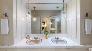 First time on the market! This one-owner timeless craftsman home on Oaks Country Club in Kentucky - for sale on GolfHomes.com, golf home, golf lot