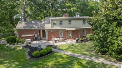 First time on the market! This one-owner timeless craftsman home on Oaks Country Club in Kentucky - for sale on GolfHomes.com, golf home, golf lot