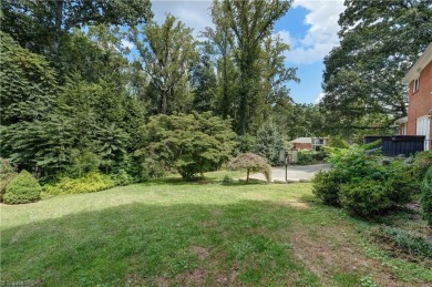 Beautiful 5 bed 3.5 bath home overlooking the golf course on Penrose Park Country Club in North Carolina - for sale on GolfHomes.com, golf home, golf lot