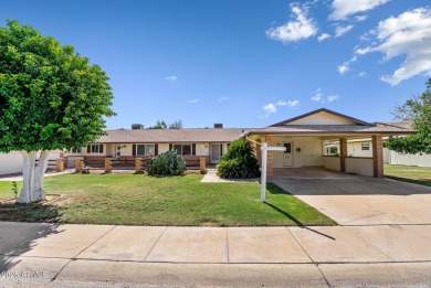 SMOKING DEAL! This beautifully updated 2 bed, 2 bath home with a on Sun City South Golf Course in Arizona - for sale on GolfHomes.com, golf home, golf lot