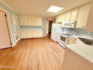 Classic Trent Woods Ranch with Golf Course Views Welcome to this on New Bern Golf and Country Club in North Carolina - for sale on GolfHomes.com, golf home, golf lot