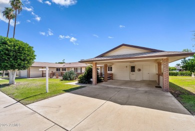 SMOKING DEAL! This beautifully updated 2 bed, 2 bath home with a on Sun City South Golf Course in Arizona - for sale on GolfHomes.com, golf home, golf lot