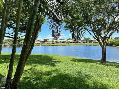 Beautiful condo in the heart of Pembroke Pines! First Floor on Pembroke Lakes Golf Club in Florida - for sale on GolfHomes.com, golf home, golf lot