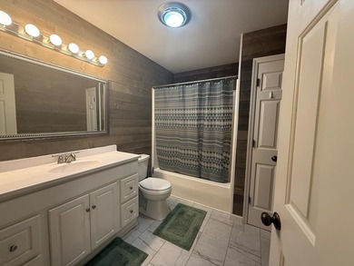 1 bedroom/1 bath villa within a short distance to Small Talk on Glade Springs Resort Golf Course in West Virginia - for sale on GolfHomes.com, golf home, golf lot