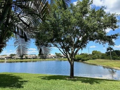Beautiful condo in the heart of Pembroke Pines! First Floor on Pembroke Lakes Golf Club in Florida - for sale on GolfHomes.com, golf home, golf lot