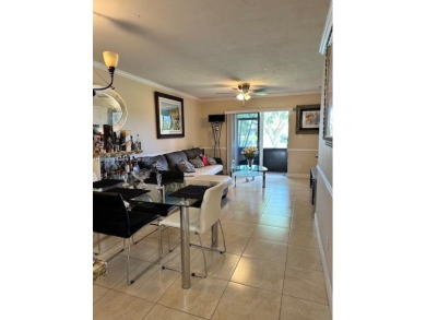 Beautiful condo in the heart of Pembroke Pines! First Floor on Pembroke Lakes Golf Club in Florida - for sale on GolfHomes.com, golf home, golf lot