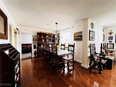 Welcome Home to this, cozy 3 Bedroom and 2 Full bath SHAKER CLUB on Shaker Heights Country Club in Ohio - for sale on GolfHomes.com, golf home, golf lot