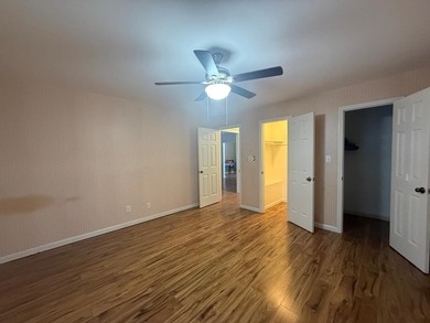 1 bedroom/1 bath villa within a short distance to Small Talk on Glade Springs Resort Golf Course in West Virginia - for sale on GolfHomes.com, golf home, golf lot