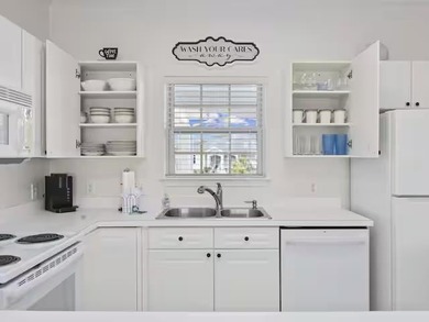 1 CAR GARAGE INCLUDED, PERFECTLY LOCATED, METICULOUSLY MAINT on Myrtlewood Golf Course and Club  in South Carolina - for sale on GolfHomes.com, golf home, golf lot