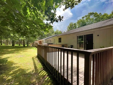 1 bedroom/1 bath villa within a short distance to Small Talk on Glade Springs Resort Golf Course in West Virginia - for sale on GolfHomes.com, golf home, golf lot