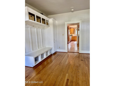 AWESOME HOME LOADED WITH CHARACTER & CHARM & READY FOR NEW on Duncan Park Golf Course in Mississippi - for sale on GolfHomes.com, golf home, golf lot