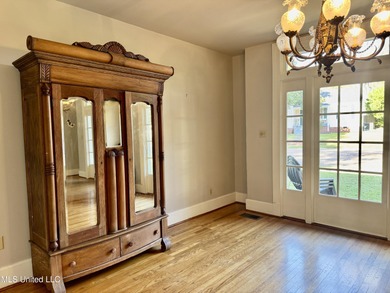 AWESOME HOME LOADED WITH CHARACTER & CHARM & READY FOR NEW on Duncan Park Golf Course in Mississippi - for sale on GolfHomes.com, golf home, golf lot