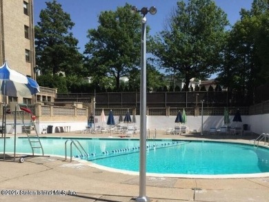 Move right in to this updated, spacious, with many extras Large on Silver Lake Golf Course in New York - for sale on GolfHomes.com, golf home, golf lot