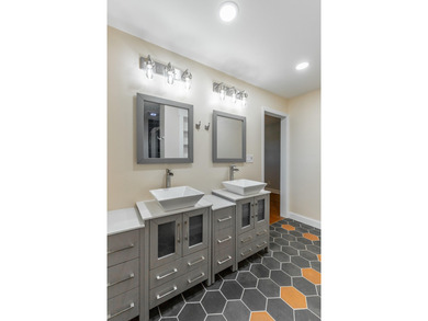 OPEN HOUSE - Sunday, December 14th 2-4 p.m. NEW PRICE! on Brown Acres Golf Club in Tennessee - for sale on GolfHomes.com, golf home, golf lot