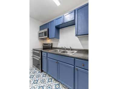 OPEN HOUSE - Sunday, December 14th 2-4 p.m. NEW PRICE! on Brown Acres Golf Club in Tennessee - for sale on GolfHomes.com, golf home, golf lot