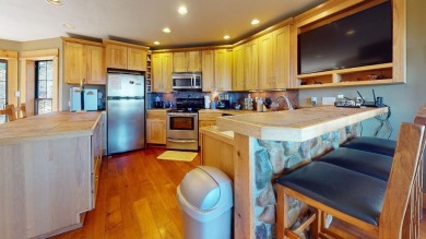 Custom Mountain Retreat with Spectacular Views - Angel Fire, NM on Angel Fire Resort Country Club in New Mexico - for sale on GolfHomes.com, golf home, golf lot