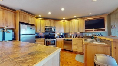 Custom Mountain Retreat with Spectacular Views - Angel Fire, NM on Angel Fire Resort Country Club in New Mexico - for sale on GolfHomes.com, golf home, golf lot