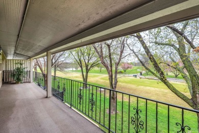 This lovely condo takes the hassle out of home ownership...no on Rolling Hills Country Club in Kansas - for sale on GolfHomes.com, golf home, golf lot