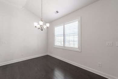 This 3 bedroom, 3 full bathroom residence is absolutely lovely on Mount Vintage Plantation and Golf Club  in South Carolina - for sale on GolfHomes.com, golf home, golf lot