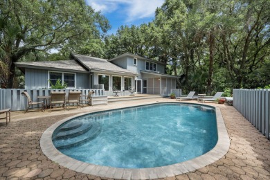 With sweeping views across Cougar Point Golf Course and a serene on Kiawah Island Resort - Cougar Point in South Carolina - for sale on GolfHomes.com, golf home, golf lot