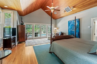 Welcome to Golfview Estates! This meticulously cared-for home on Mark Bostick Golf Course At University of Florida in Florida - for sale on GolfHomes.com, golf home, golf lot