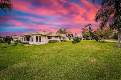 Beautifully Renovated Condo in Kings Point - Florida's Premier on Kings Point Executive Golf Course in Florida - for sale on GolfHomes.com, golf home, golf lot