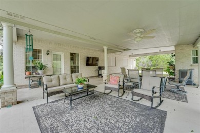 A well maintained home in the White Bluff Resort on Lake Whitney on White Bluff Resort - Old Course in Texas - for sale on GolfHomes.com, golf home, golf lot