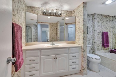 This luxurious convertible  condo that can easily be converted on Hunters Run Golf and Country Club in Florida - for sale on GolfHomes.com, golf home, golf lot