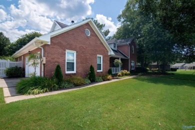 Welcome to 4515 Arrowhead Drive! This charming 4-bedroom, 2 on Burningtree Country Club in Alabama - for sale on GolfHomes.com, golf home, golf lot