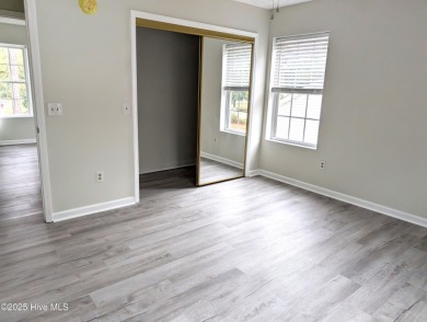 Great Location! Lovely, maintained, updated, unique1780 sqft on The Lakes Country Club in North Carolina - for sale on GolfHomes.com, golf home, golf lot