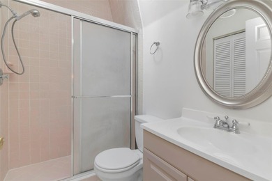 Under contract-accepting backup offers. Rare Corner End-Unit | on Northdale Golf and Tennis Club in Florida - for sale on GolfHomes.com, golf home, golf lot