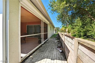 2BR + Den in 55+ Riviera Golf Estates! Well-maintained 2 bed + on Riviera Golf Club in Florida - for sale on GolfHomes.com, golf home, golf lot