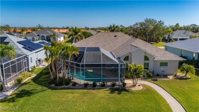 Gorgeous Retreat in Lake Suzy, Florida. Welcome to your dream on Kingsway Country Club in Florida - for sale on GolfHomes.com, golf home, golf lot