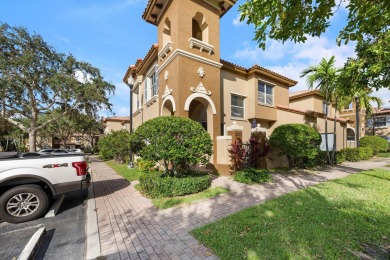 Discover this stunning 3-bed, 2.5-bath corner unit minutes from on Emerald Dunes Golf Club in Florida - for sale on GolfHomes.com, golf home, golf lot