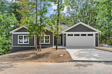 Builder offering $2,500 buyer concession + an additional lender on Branchwood Golf Course in Arkansas - for sale on GolfHomes.com, golf home, golf lot