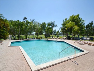 Light and bright this charming 3/2 home in Meadowood has on Meadowood Golf and Tennis Club in Florida - for sale on GolfHomes.com, golf home, golf lot