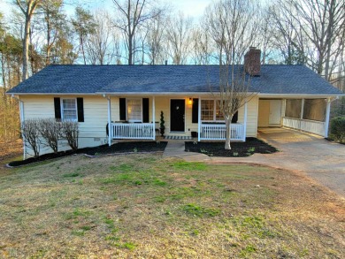 Back on Market due to no fault of the seller!** Gorgeous ranch on Chattahoochee Golf Course in Georgia - for sale on GolfHomes.com, golf home, golf lot