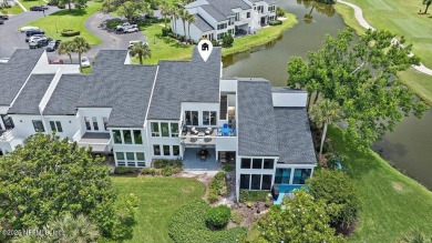Beautifully appointed second-floor 2BD/2BA condo with stunning on Sawgrass Country Club  in Florida - for sale on GolfHomes.com, golf home, golf lot