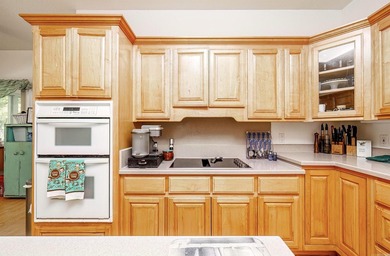 Welcome to 117 Cifuentes Way, a charming 3BR, 4BA custom home on Ponce De Leon Golf Course in Arkansas - for sale on GolfHomes.com, golf home, golf lot